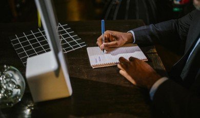 Online Learning Platforms for Multilingual Students